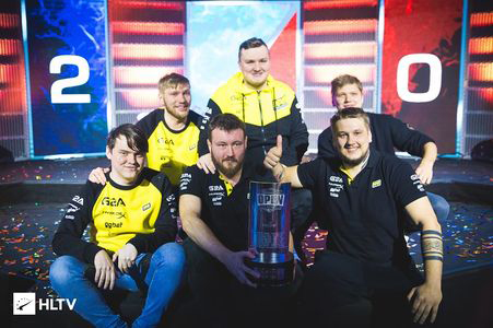 的激烈竞争 的激烈竞争