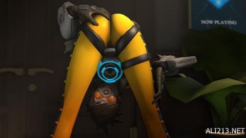 深厚的足球 深厚的足球