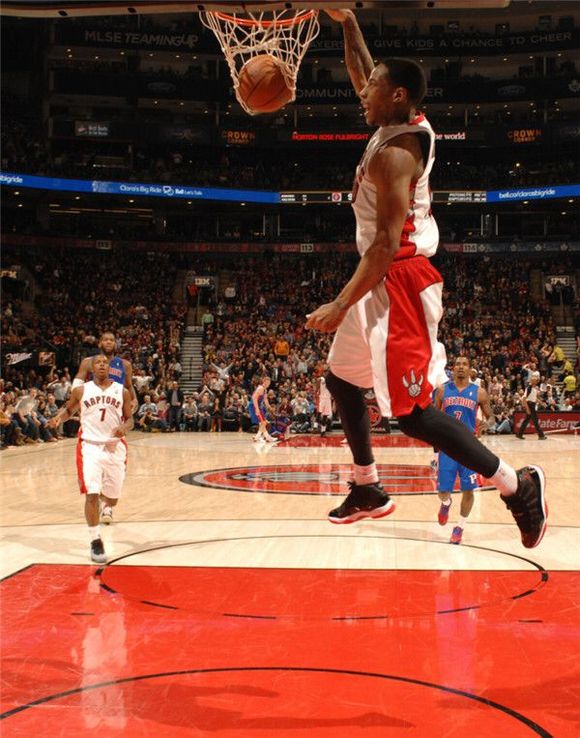 哈登激动落 哈登激动落