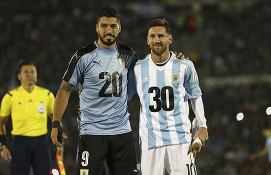 归化球员的 归化球员的