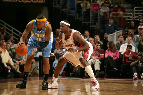 与此同时 与此同时