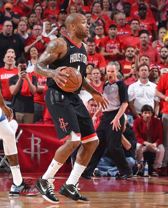 它提供真实 它提供真实